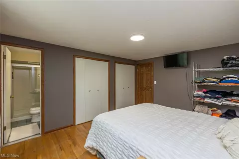4424 Rollingview Dr, Seven Hills, OH 44131 photo 17