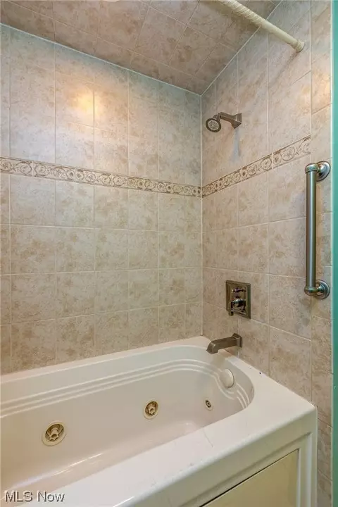4424 Rollingview Dr, Seven Hills, OH 44131 photo 22