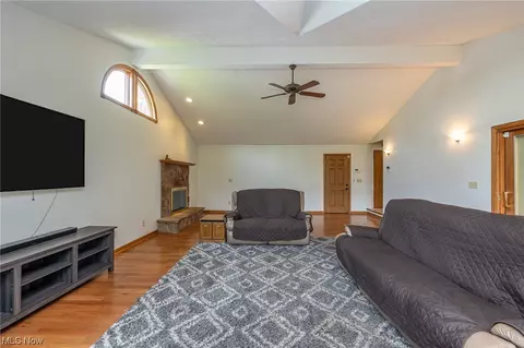 4424 Rollingview Dr, Seven Hills, OH 44131 photo 11