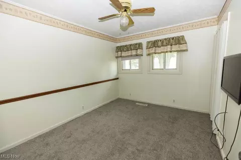 479 Olivet Dr, Elyria, OH 44035 photo 11