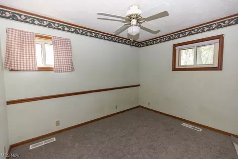 479 Olivet Dr, Elyria, OH 44035 photo 13