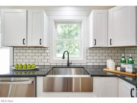 5907 Kellar Rd, New Franklin, OH 44319 photo 11