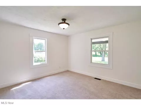 5907 Kellar Rd, New Franklin, OH 44319 photo 12