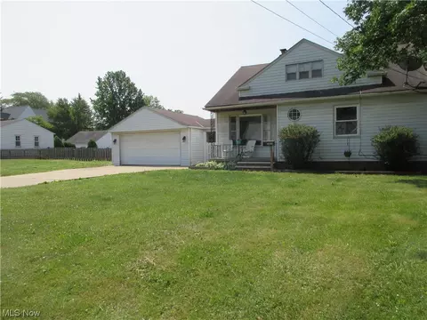13814 Wolf Ave, Garfield Heights, OH 44125