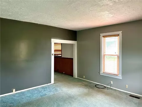 131 S 6th St, Dennison, OH 44621 photo 9