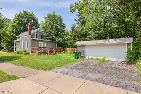 172 Beech St, Berea, OH 44017 photo 25