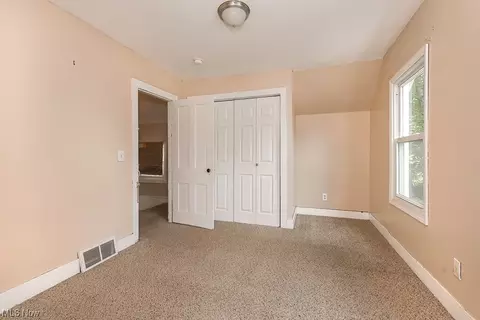 172 Beech St, Berea, OH 44017 photo 20