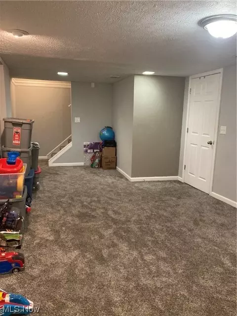 409 Windsor Dr, Elyria, OH 44035 photo 25