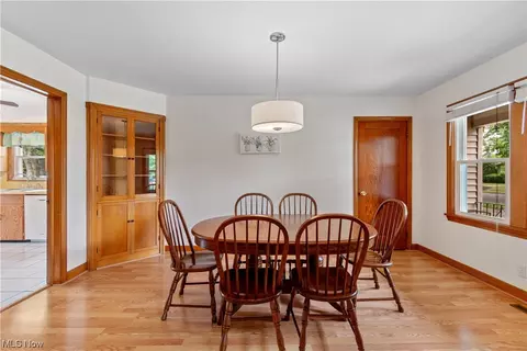 209 E 14th St, Dover, OH 44622 photo 6