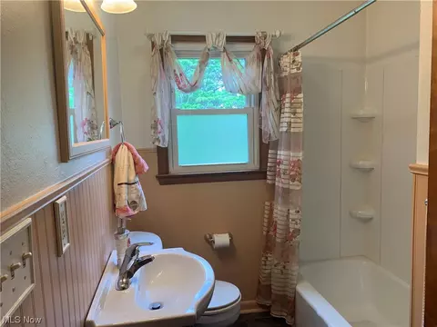 4523 Jaeger Rd, Lorain, OH 44053 photo 5