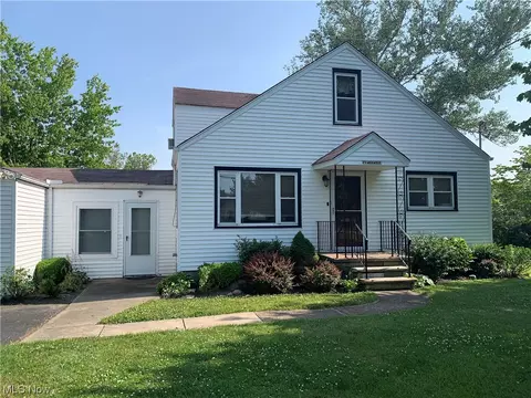 4523 Jaeger Rd, Lorain, OH 44053 photo 1