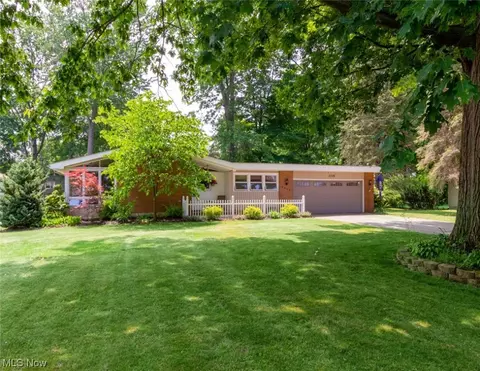 3322 N Maple Ln, Ashtabula, OH 44004 photo 1