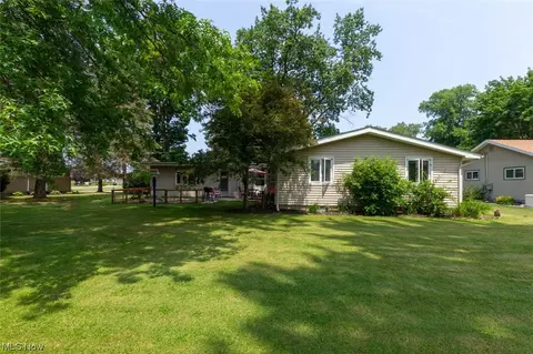 3322 N Maple Ln, Ashtabula, OH 44004 photo 30
