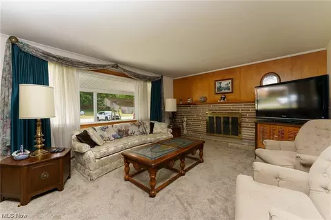 3304 21st St NW, Canton, OH 44708 photo 2