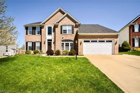 7480 Hawksfield Ave NW, Canal Fulton, OH 44614
