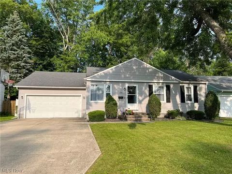 1504 Gladding Ave, Ashtabula, OH 44004