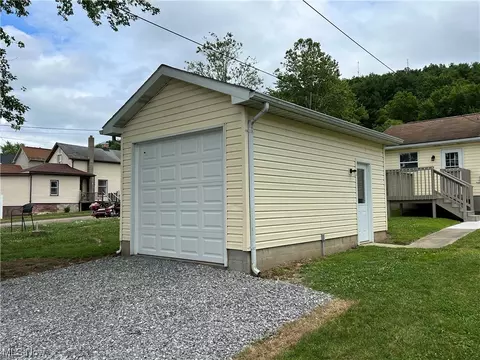 517 N 3rd St, Dennison, OH 44621 photo 28