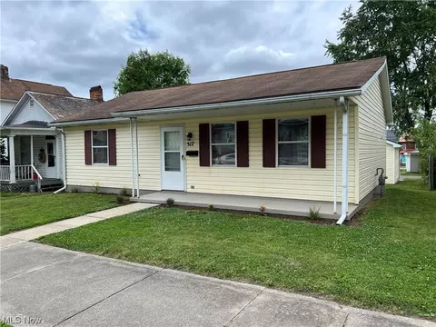 517 N 3rd St, Dennison, OH 44621 photo 3