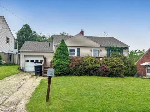151 Greenwich Ave, Steubenville, OH 43952