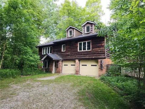 9959 Kile Rd, Chardon, OH 44024