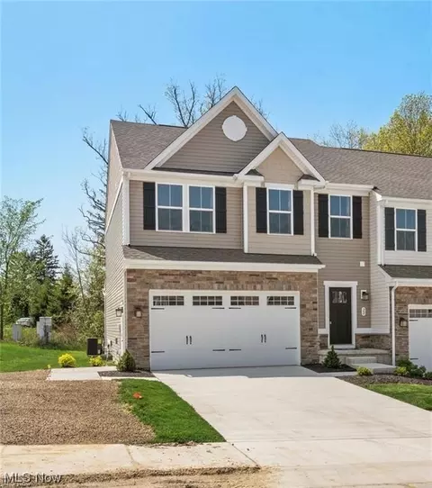 20 Pine Ave, Peninsula, OH 44264