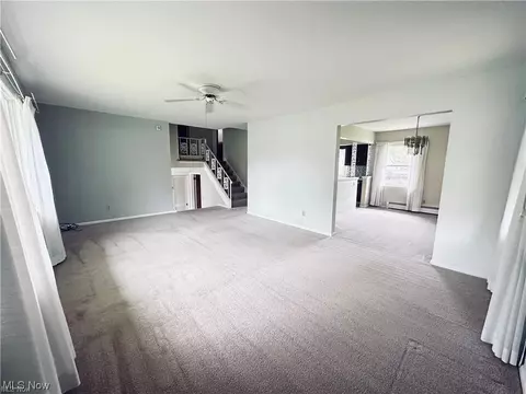 3337 S Maple Ln, Ashtabula, OH 44004 photo 4