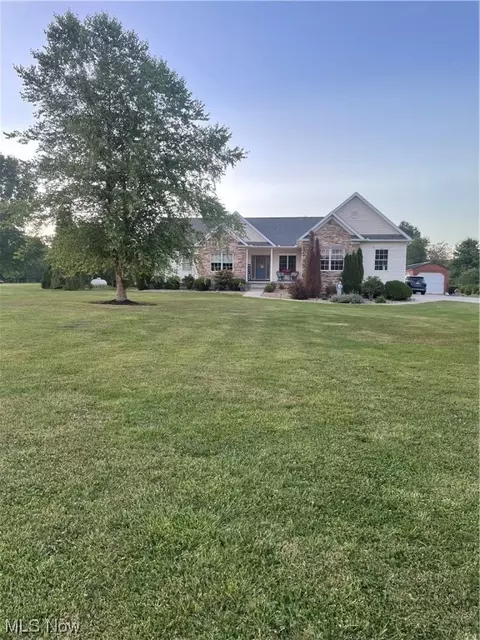 10441 Gilbert Rd, Newton Falls, OH 44444