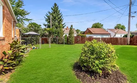 6115 Kelsey Rd, Parma, OH 44129 photo 32