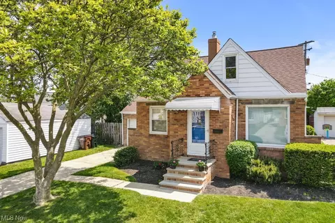 6115 Kelsey Rd, Parma, OH 44129 photo 1