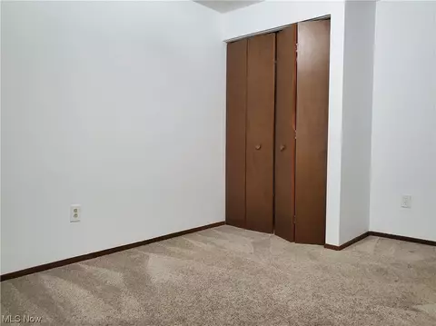 903 Tremont, Dover, OH 44622 photo 13