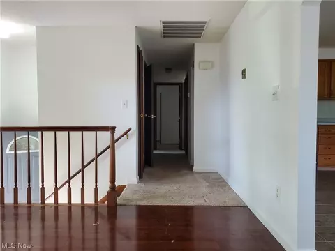 903 Tremont, Dover, OH 44622 photo 10
