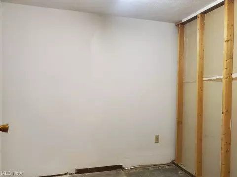 903 Tremont, Dover, OH 44622 photo 22