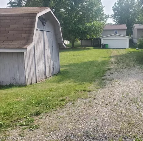 903 Tremont, Dover, OH 44622 photo 28