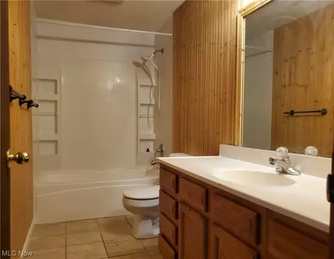 903 Tremont, Dover, OH 44622 photo 15