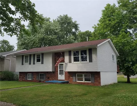 903 Tremont, Dover, OH 44622 photo 2