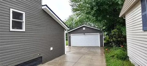 5509 Madison Ave, Ashtabula, OH 44004 photo 9