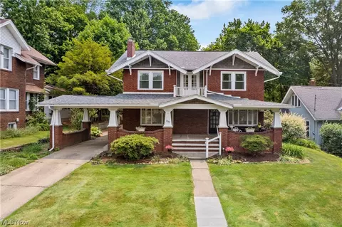 839 N Bever St, Wooster, OH 44691