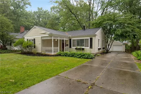 3415 Adaline Dr, Stow, OH 44224