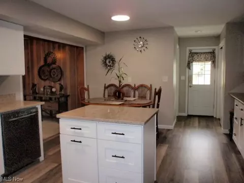 200 Whitman Blvd, Elyria, OH 44035 photo 10