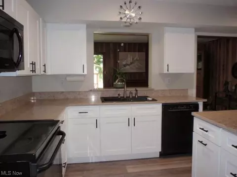200 Whitman Blvd, Elyria, OH 44035 photo 13
