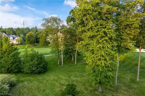 655 Hardwick Dr, Aurora, OH 44202 photo 32