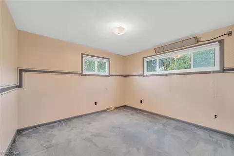 155 Nottingham Dr, Elyria, OH 44035 photo 19