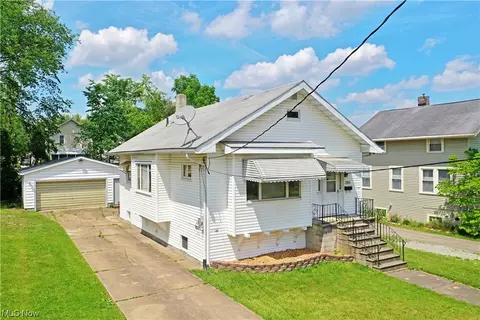 7845 2nd St, Masury, OH 44438 photo 2