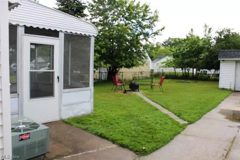 464 E 272nd St, Euclid, OH 44132 photo 22