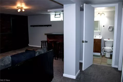 464 E 272nd St, Euclid, OH 44132 photo 17