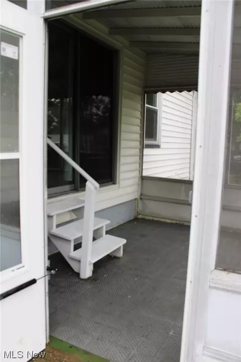 464 E 272nd St, Euclid, OH 44132 photo 23