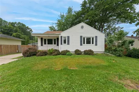 4800 Elyria Ave, Lorain, OH 44055 photo 1