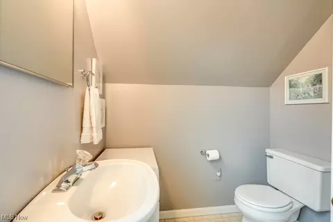 1017 Brookview Blvd, Parma, OH 44134 photo 28