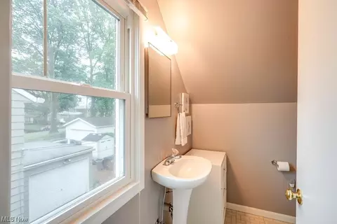 1017 Brookview Blvd, Parma, OH 44134 photo 29