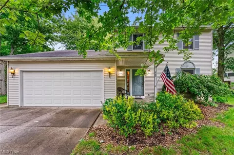 849 Robinwood Ave, Sheffield Lake, OH 44054